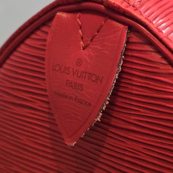 Louis Vuitton Vintage Speedy 30 Epi Leather - Picture 3 of 16